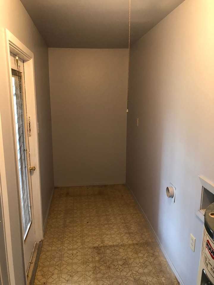1145 Graystone Dr - Photo 3 of 19