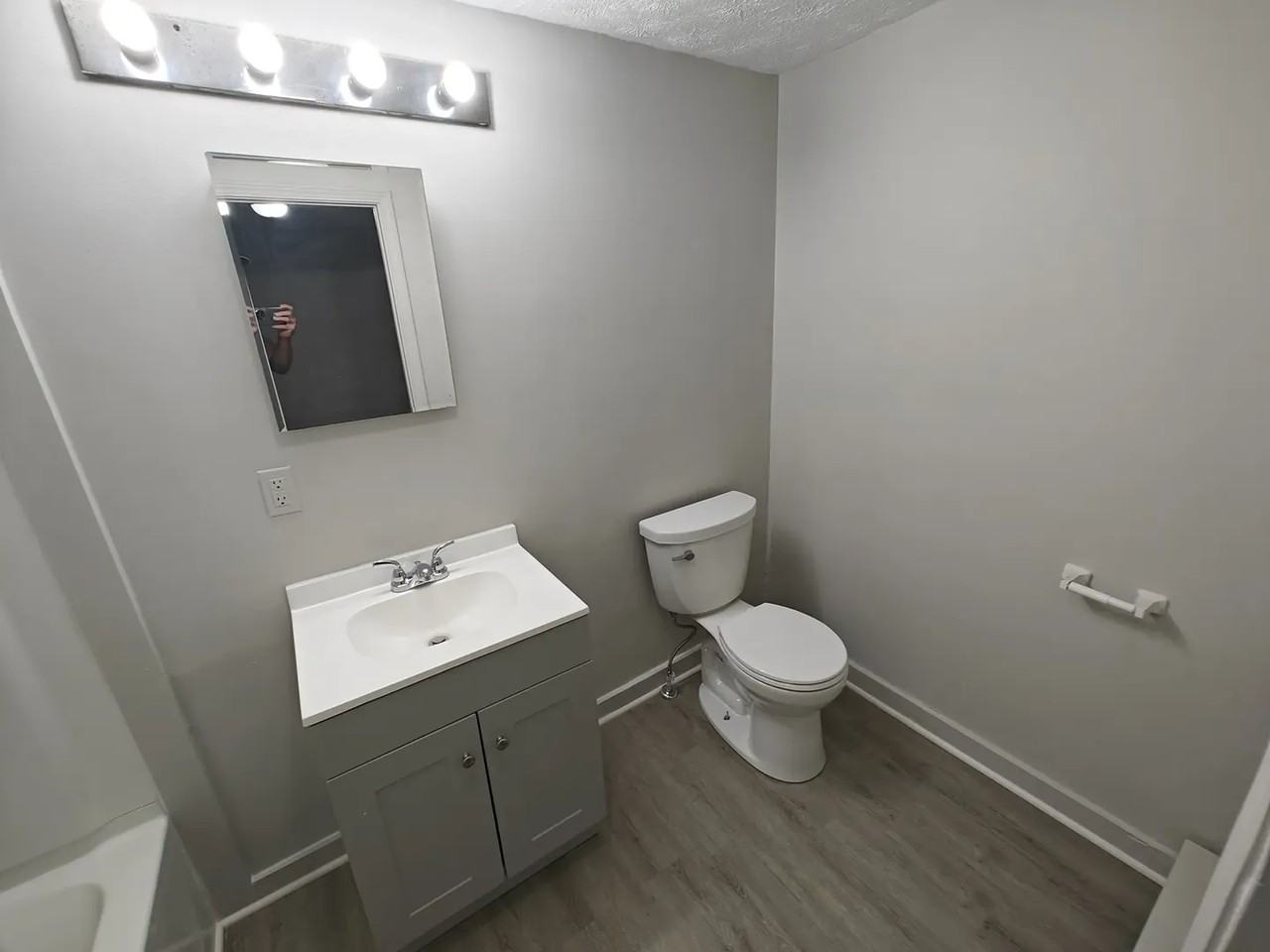 529 W Taylor St - Photo 5 of 10