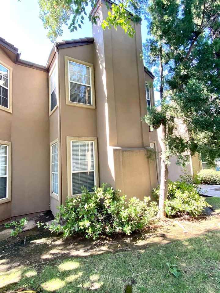 8147 N Cedar Ave #210