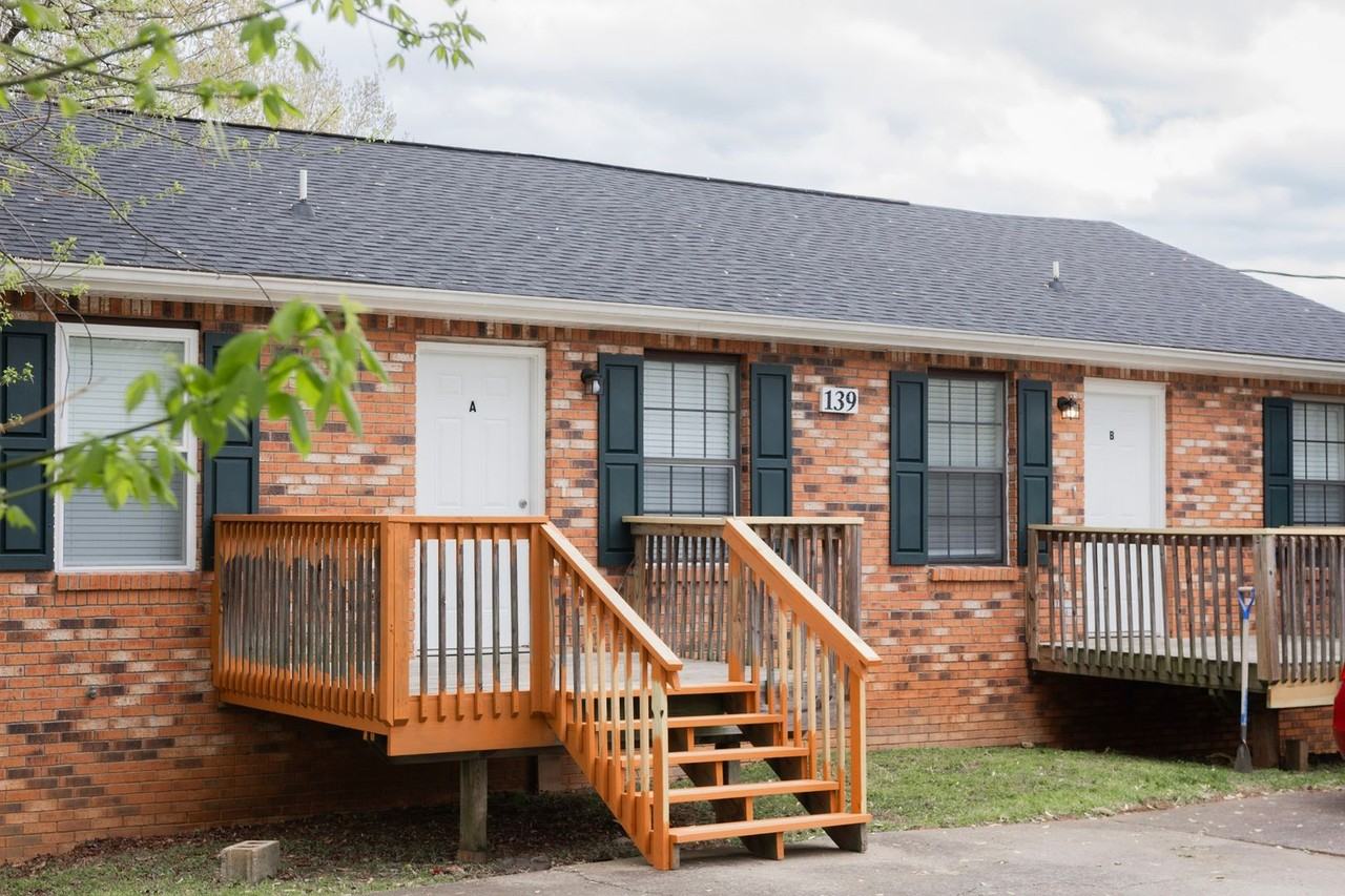 139 Darlene Drive #D - Photo 2 of 28