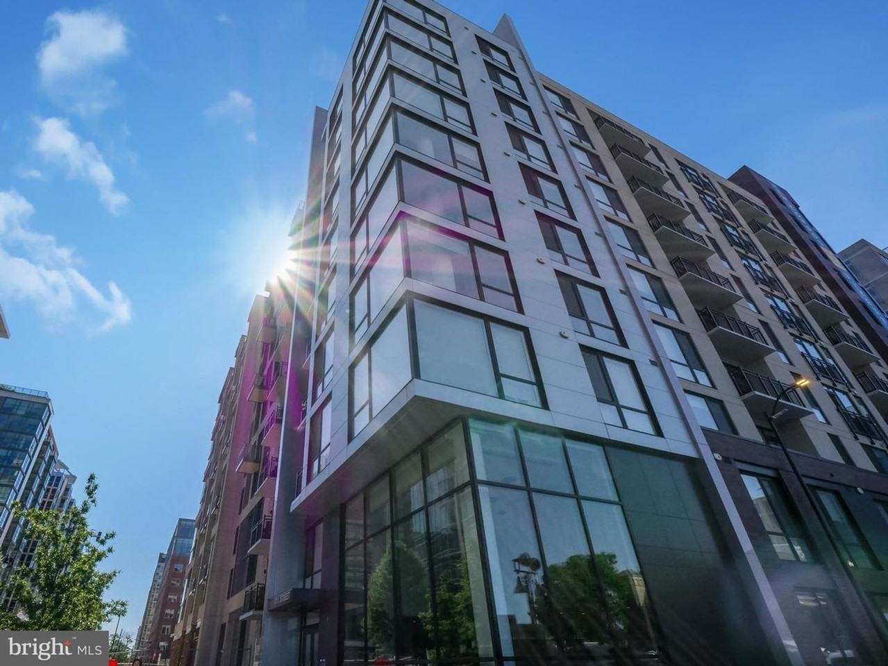 37 L St Se