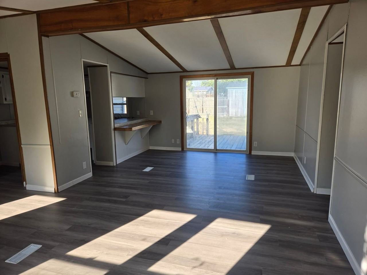 10317 Deadwood Ct - Photo 2 of 11