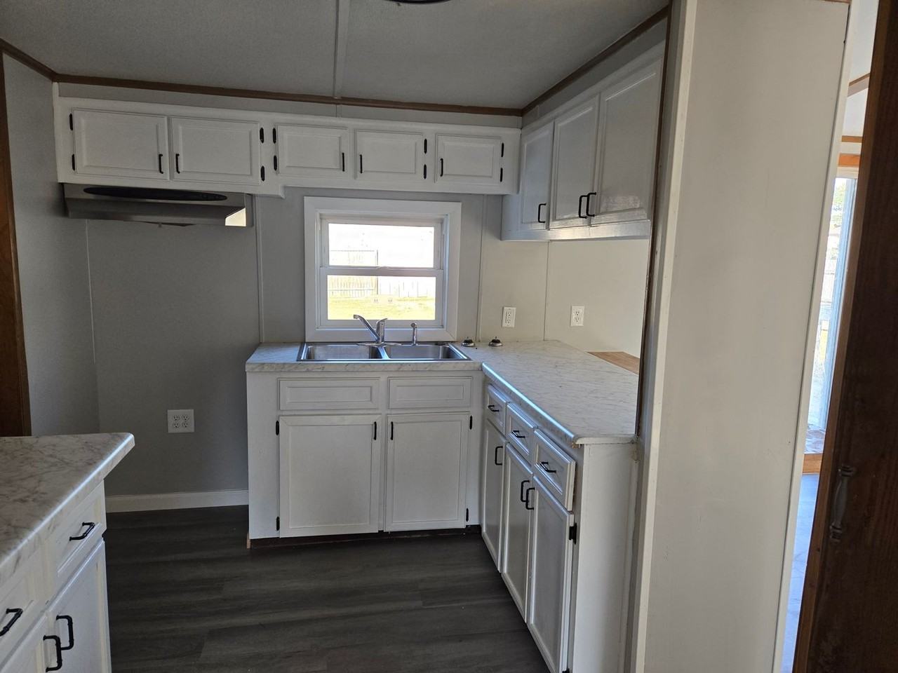 10317 Deadwood Ct - Photo 4 of 11