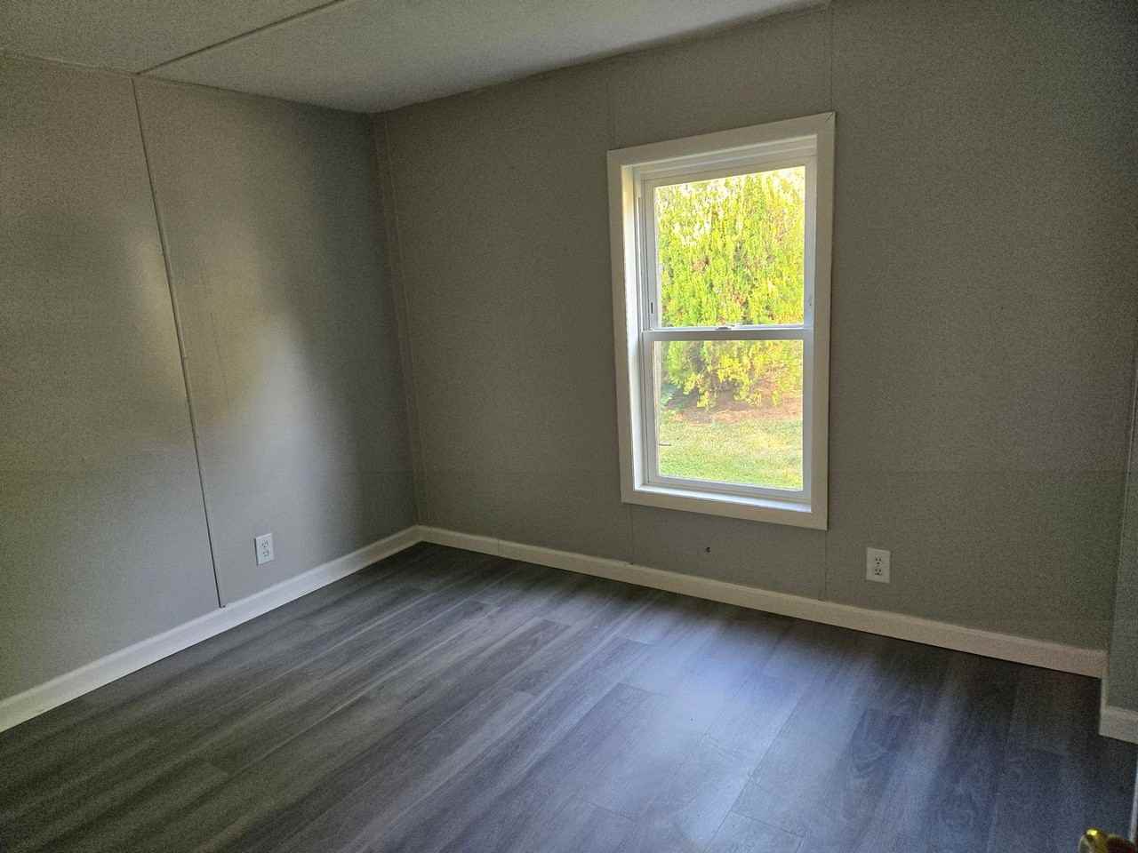 10317 Deadwood Ct - Photo 7 of 11