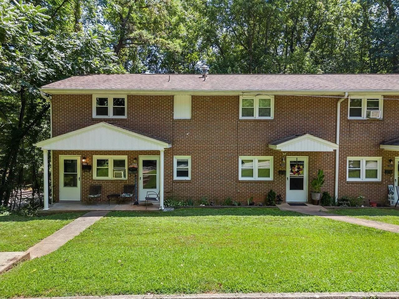 River Birch Apartments - Photo 2 of 19