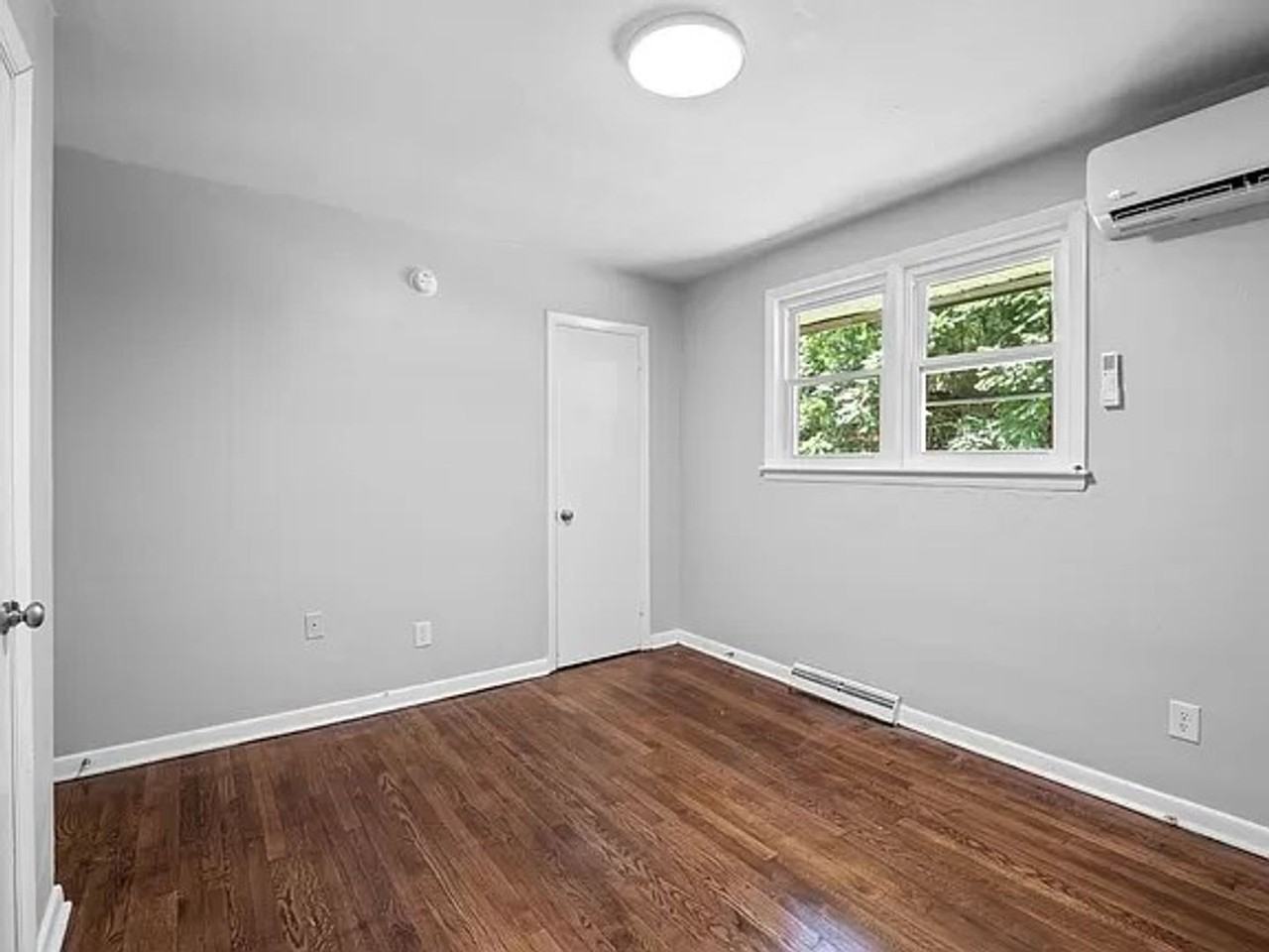 River Birch Apartments - Photo 3 of 19