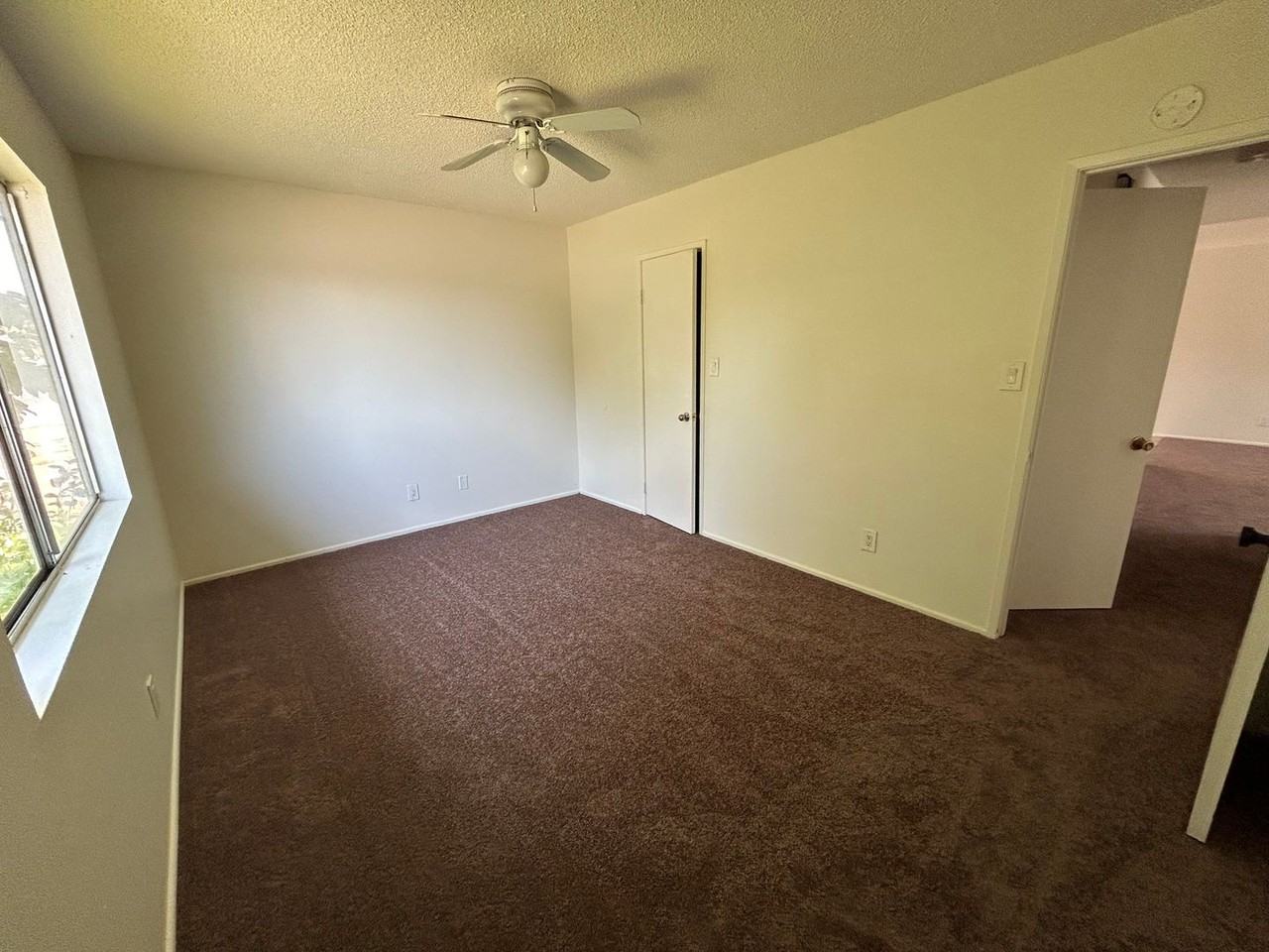 690 Lanier St - Photo 6 of 22