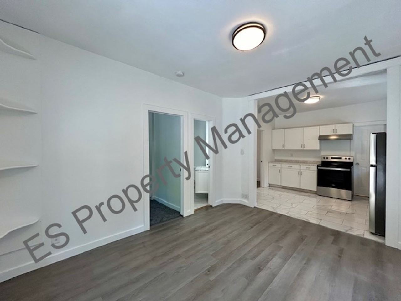 2342 Hoyt Ave - Photo 3 of 18