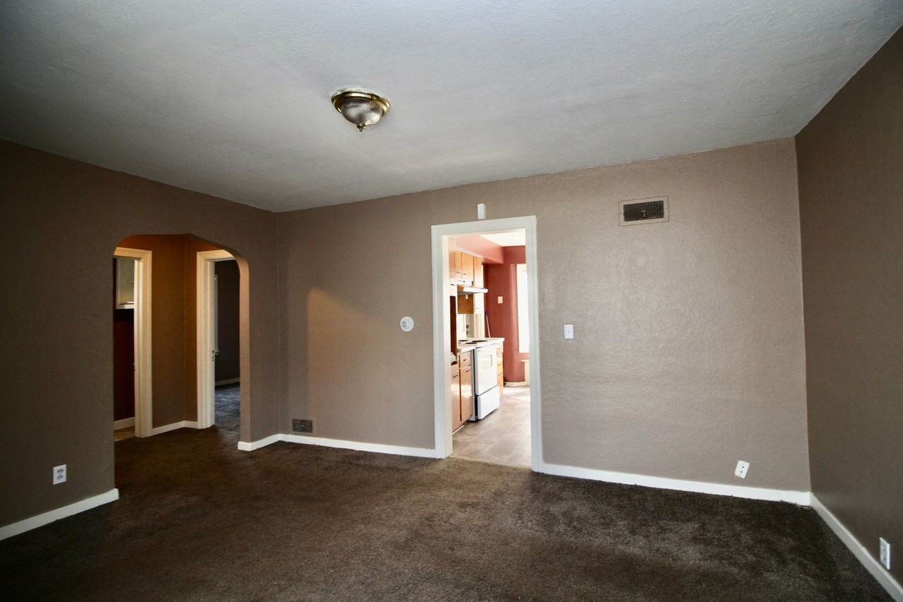 2025 Northover Rd - Photo 3 of 20