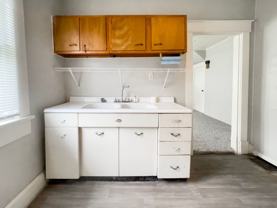 218 S Martin Ave - Photo 1 of 1
