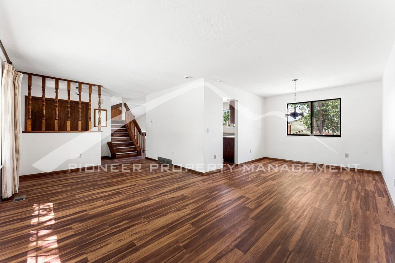 6635 W 80th Cir - Photo 3 of 18