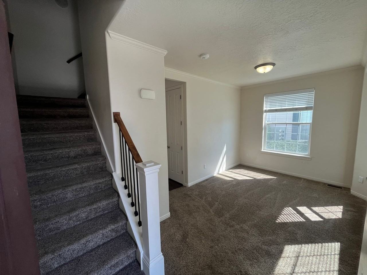 294 N 1280 W - Photo 3 of 15