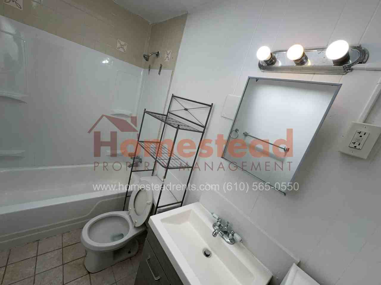 7064 Clover Ln - Photo 3 of 42