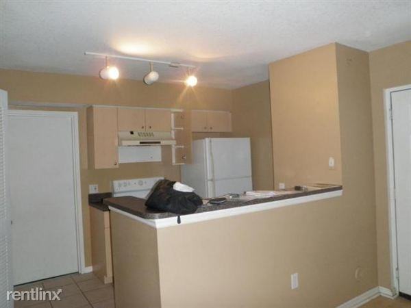 Military/Okeechobee - Photo 2 of 4