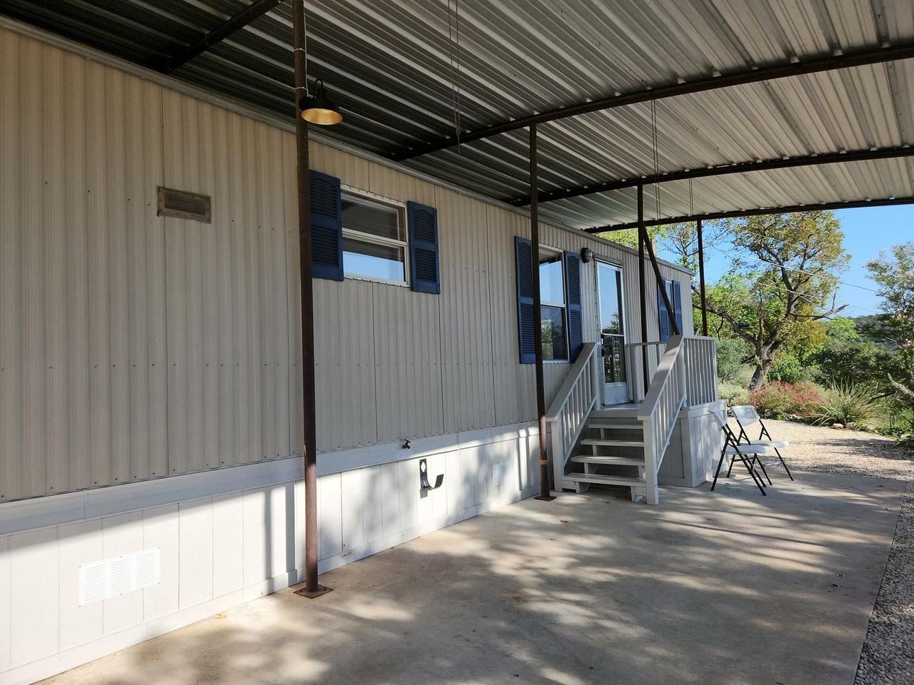 110 Garner Dr - Photo 2 of 17