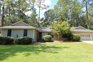 featured image of 2208 Northwood Cir