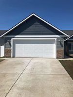 featured image of 3879 N Abel Ln