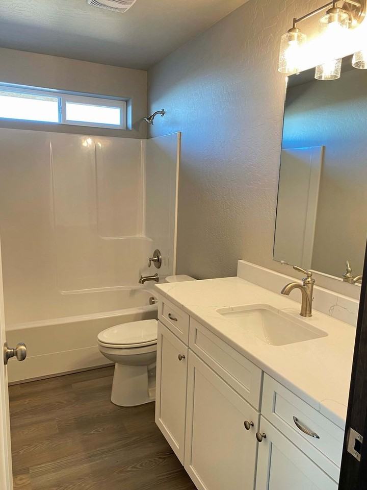 3879 N Abel Ln - Photo 5 of 14