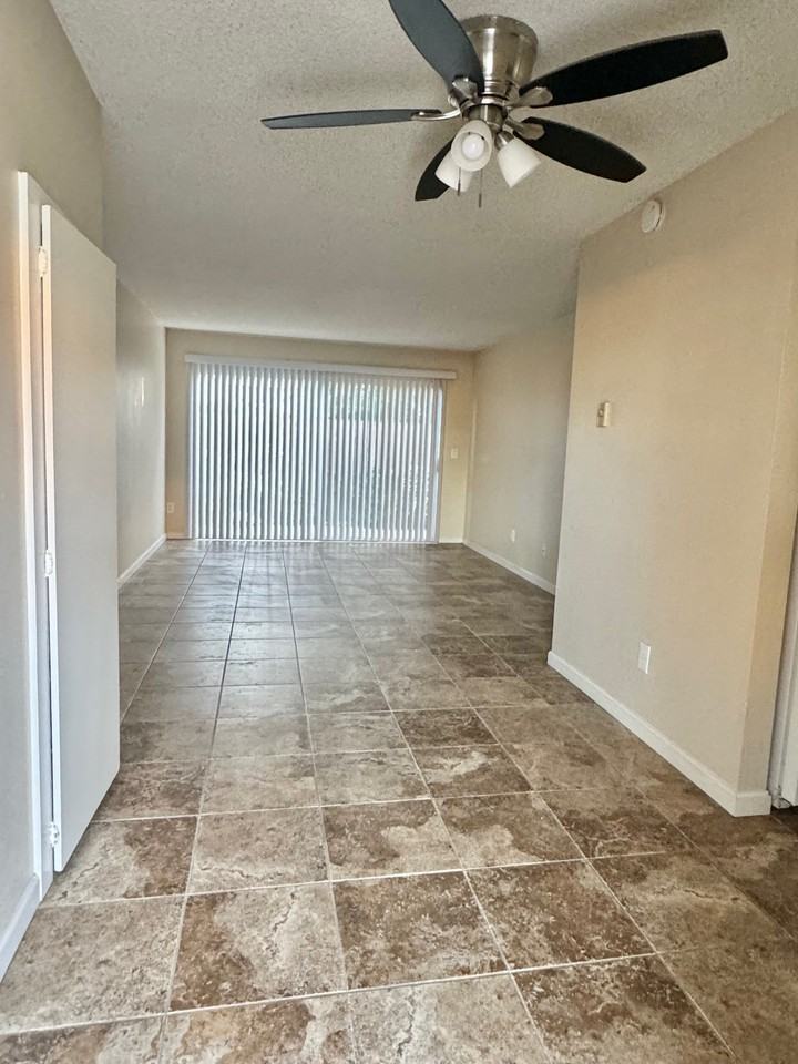 342 Juniper Ave - Sea Breeze - Photo 3 of 50