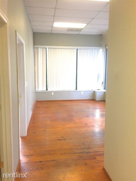 1117 East Market St - Photo 3 of 3