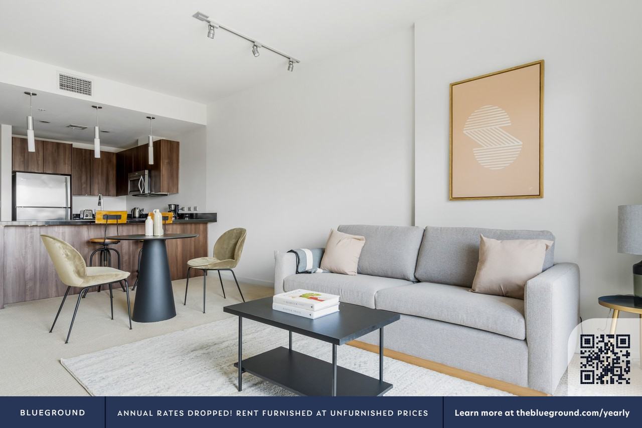 388 Santana Row - Photo 4 of 127