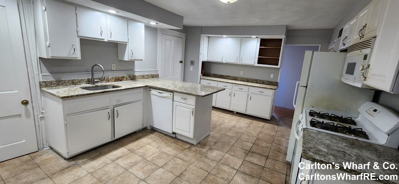 274 Meridian St #2 - Photo 2 of 17