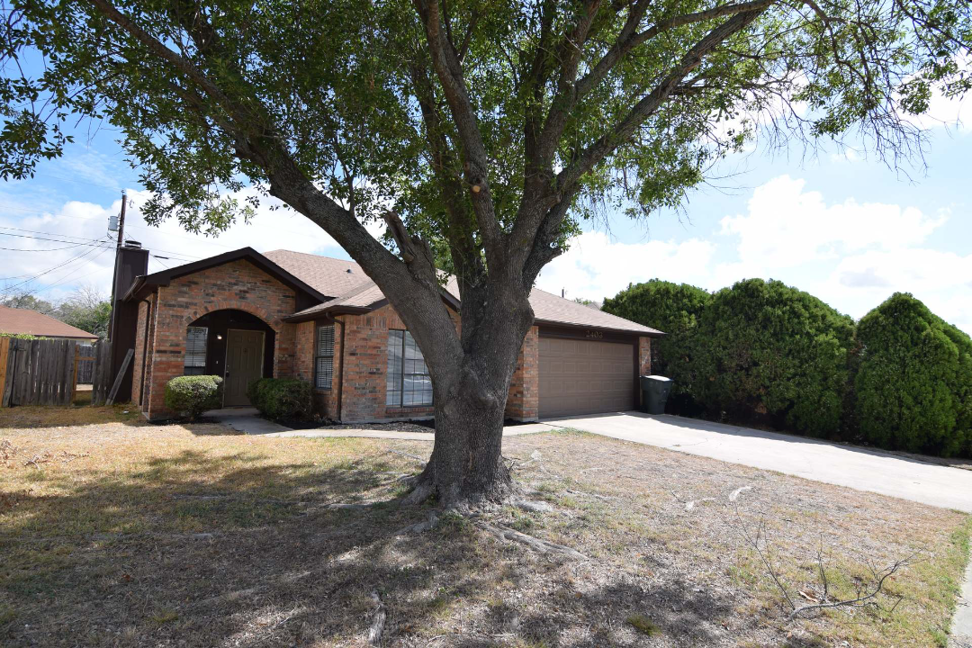 2403 Cactus Dr #NA - Photo 3 of 16