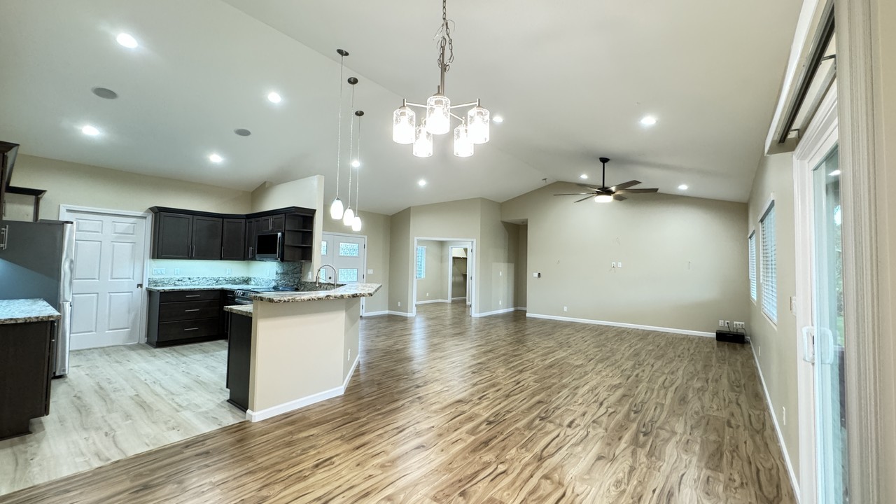 15-1647 24th Ave #NA - Photo 7 of 14