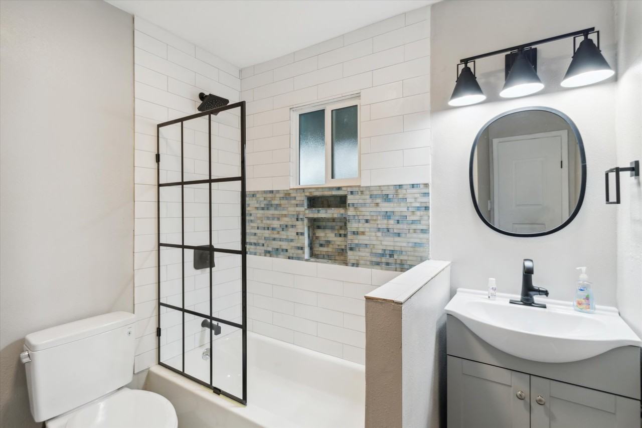 327 N 16th Ave #NA - Photo 5 of 16