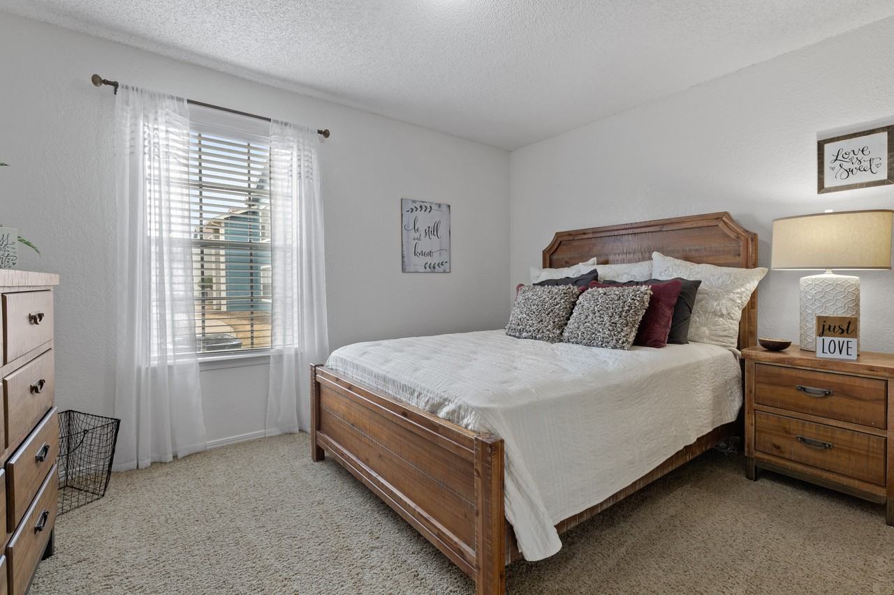 Tammaron Village Apartments - Photo 6 of 17