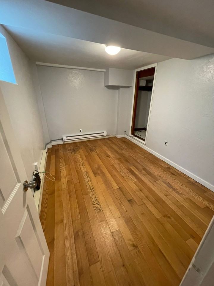 2316 Broadway Avenue #3 - Photo 3 of 5