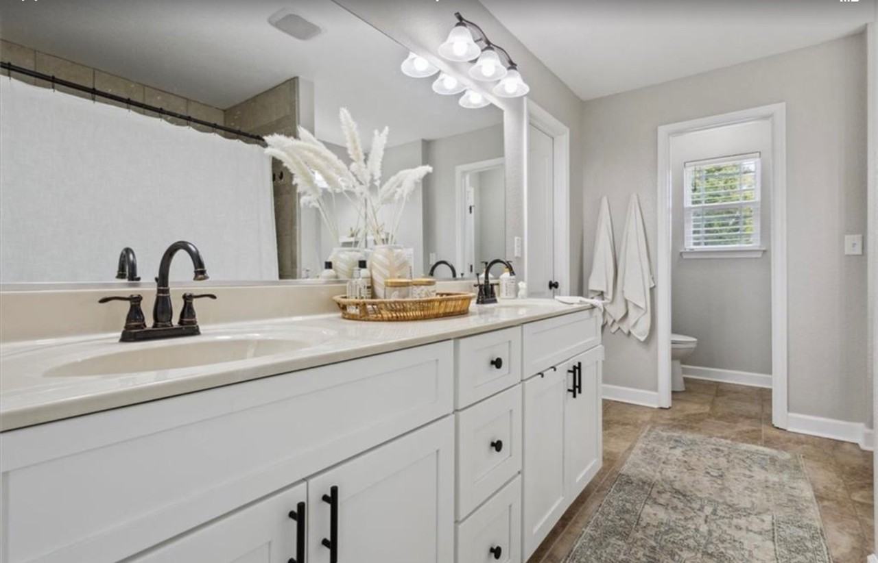 The Shell - Photo 3 of 10