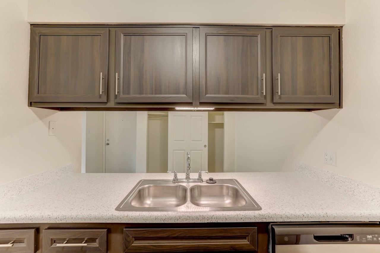 Americana Lakewood Apartments - Photo 4 of 50