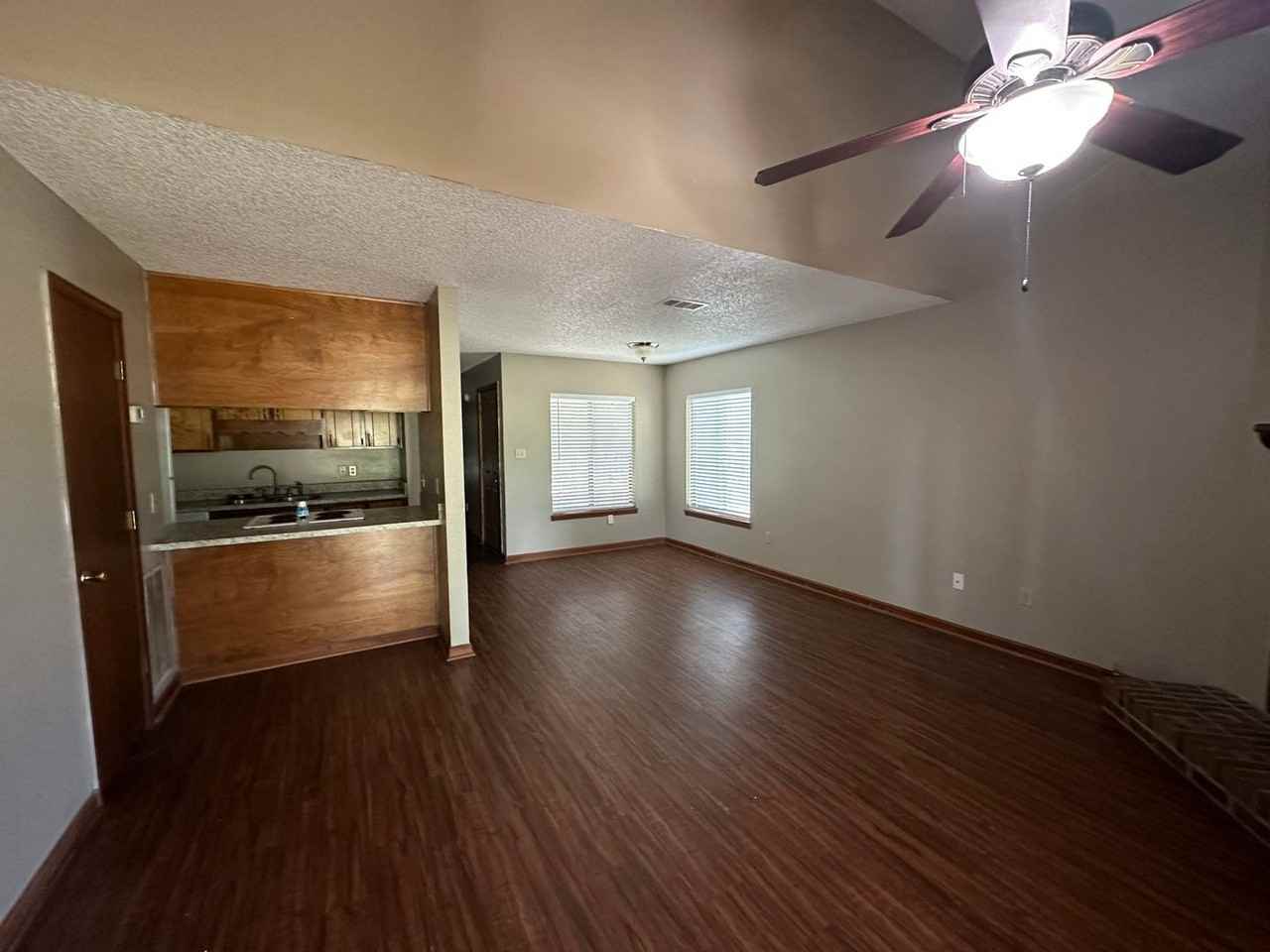 1560 Keily Run - Photo 3 of 12