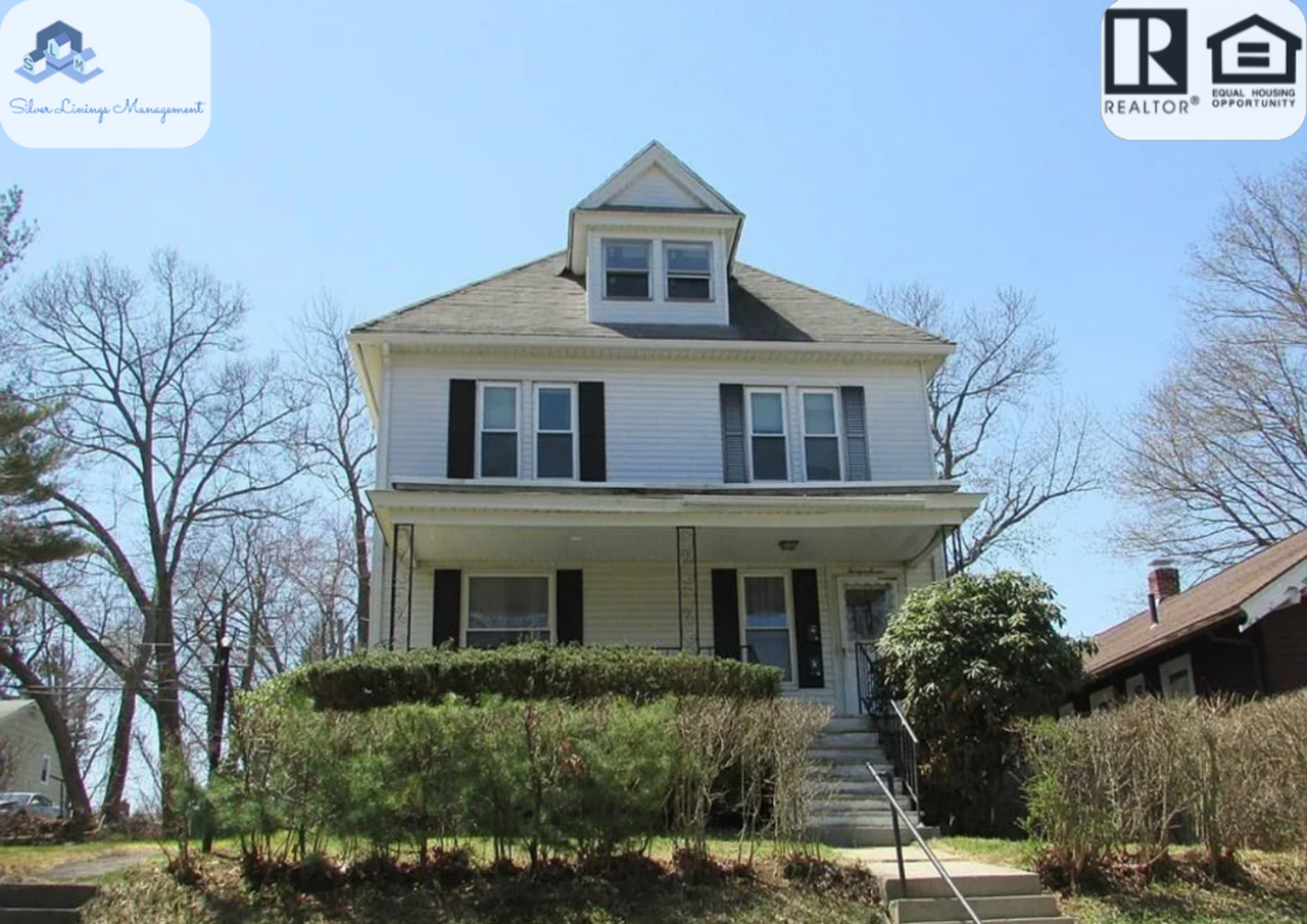 37 Circuit Avenue East - Photo 2 of 20