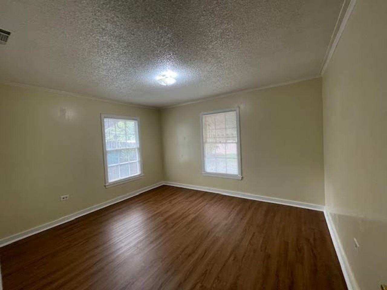 2005 North 39th Street - Photo 6 of 12