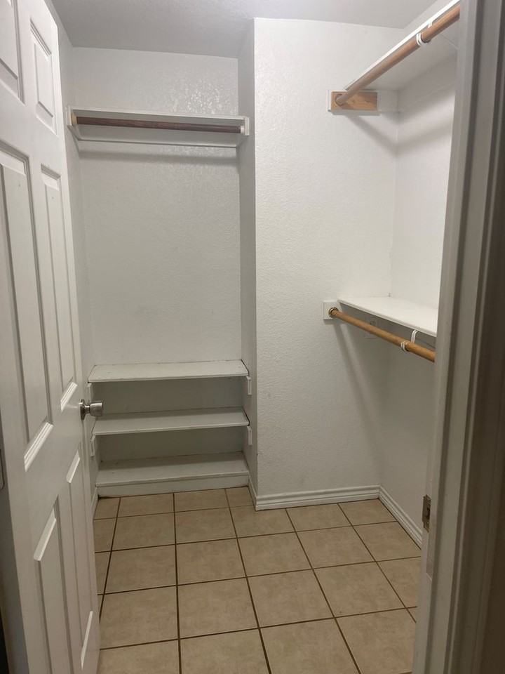 111 E 3rd St Apt A-B - Photo 3 of 10