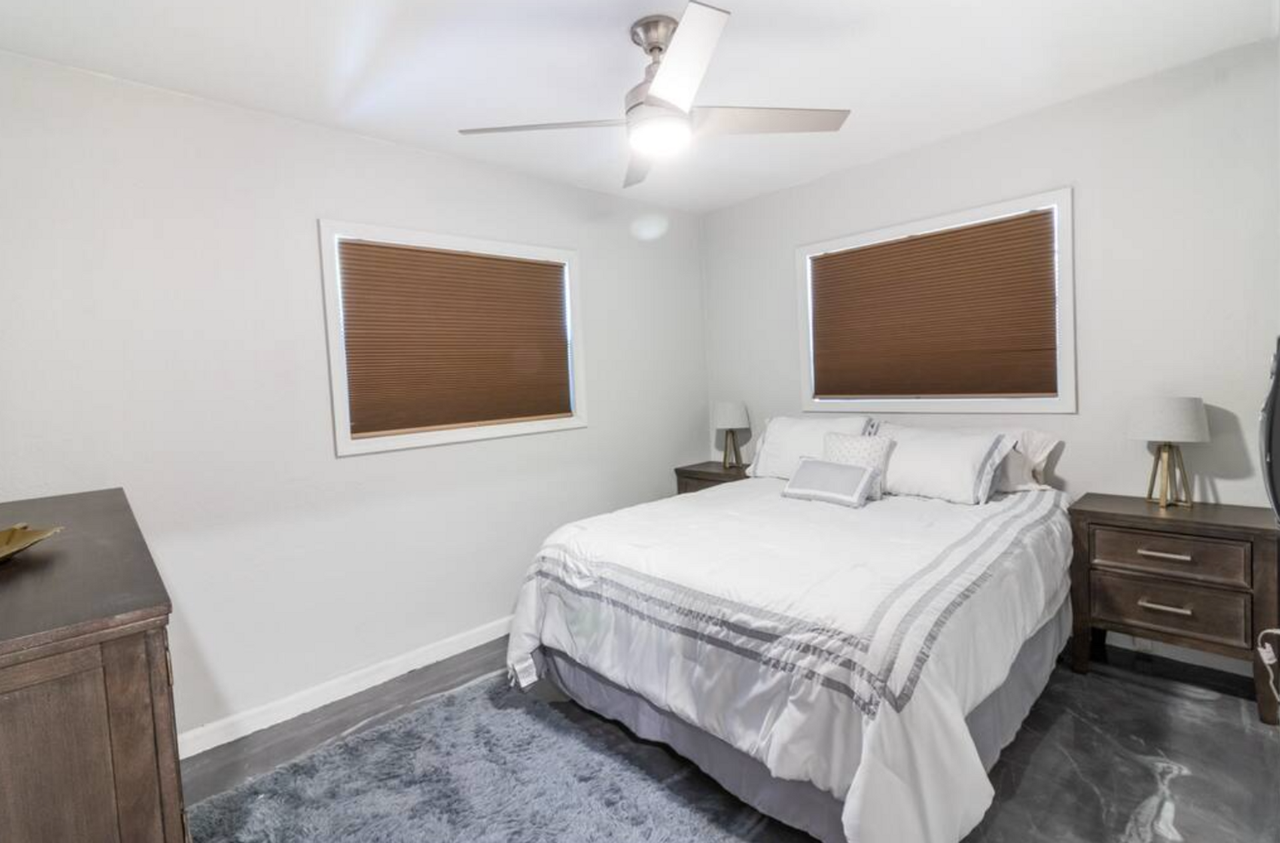 2Bed/1 Bath Apartment for Rent - Photo 7 of 8