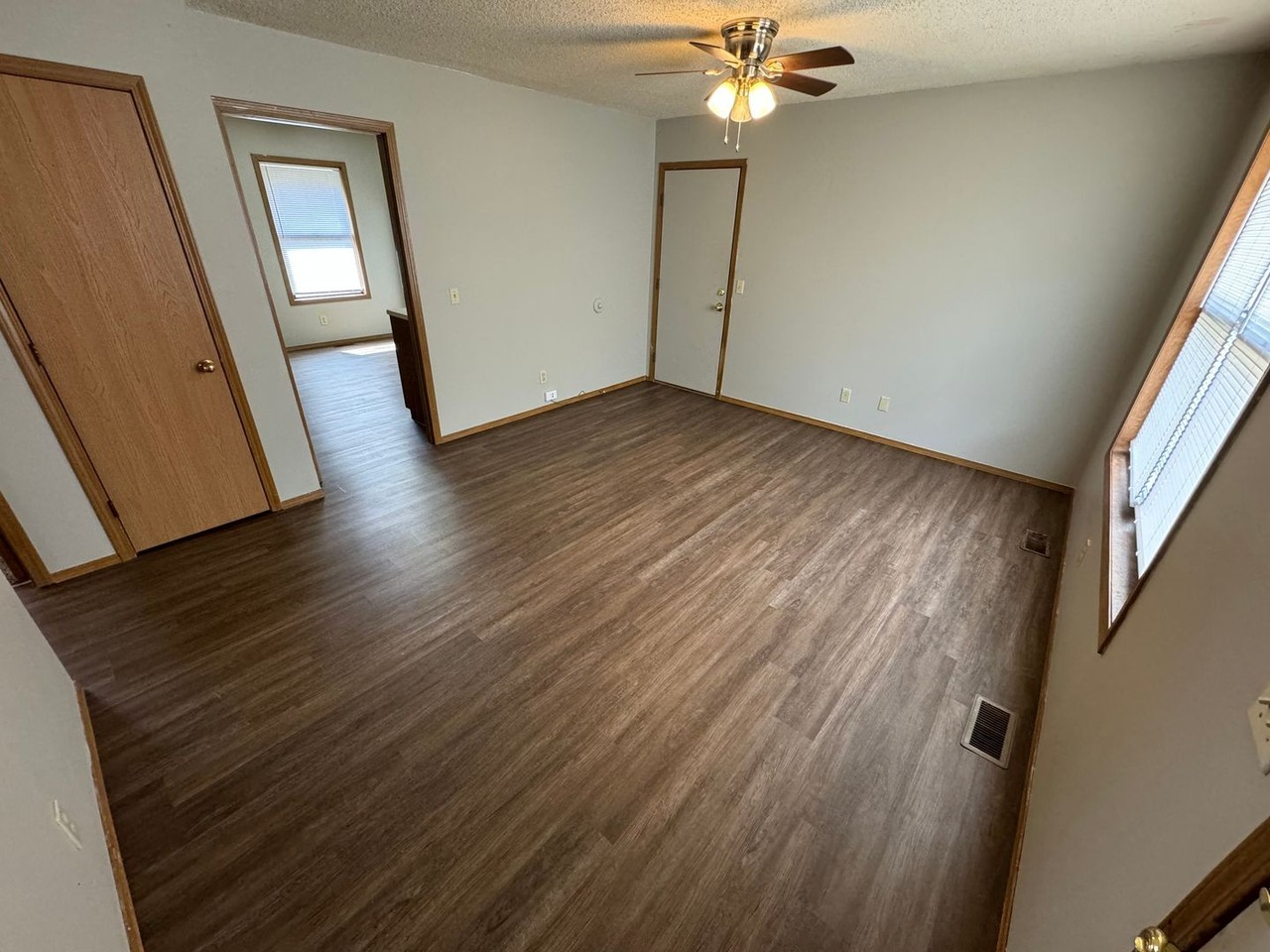 931 N Homewood Ave #A - Photo 2 of 12