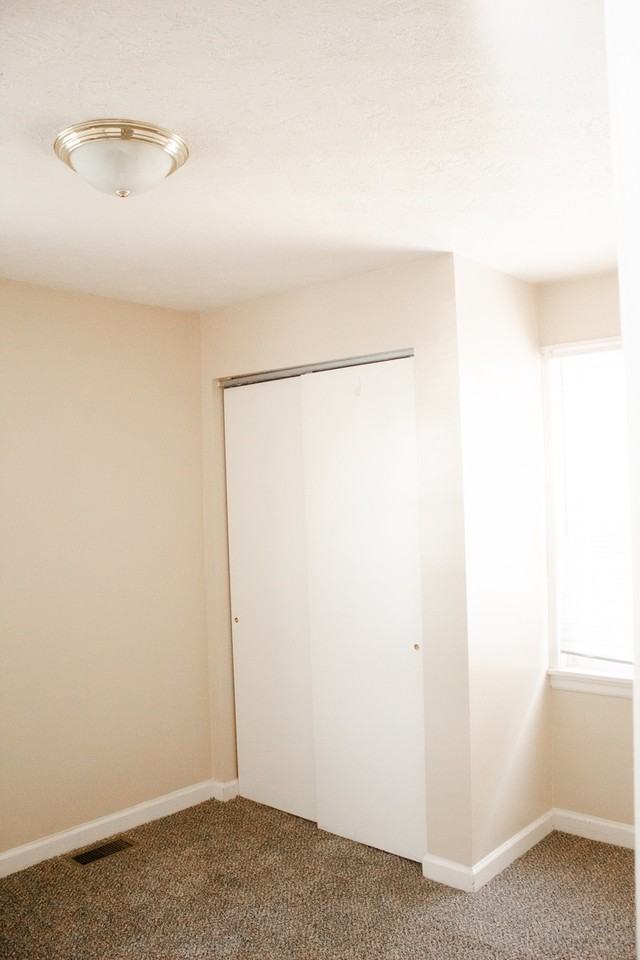 515 Meridian St - Photo 6 of 8