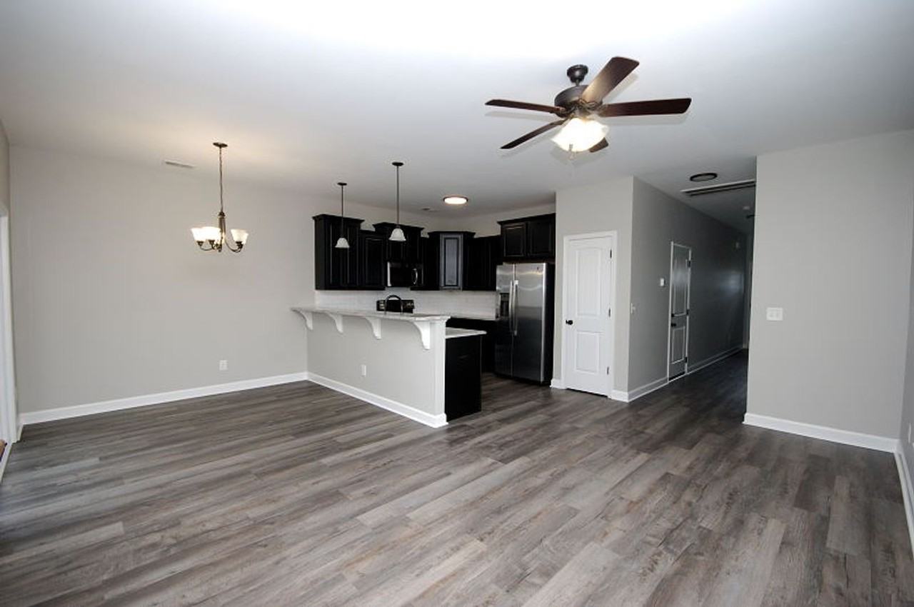 416 S Pearl St #104 - Photo 5 of 13