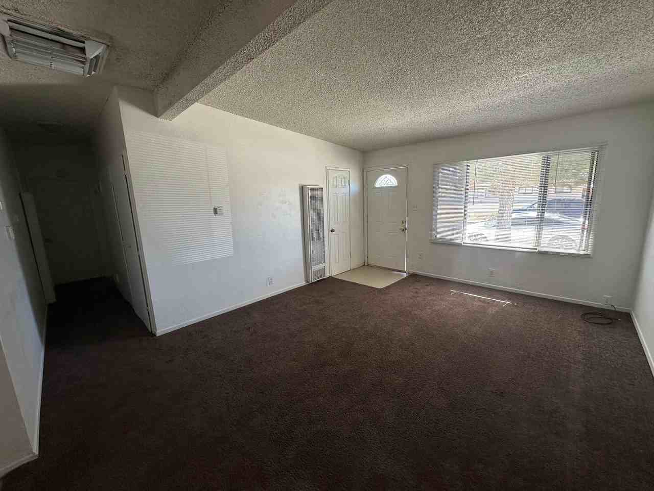 509 Sahara Dr - Photo 3 of 14