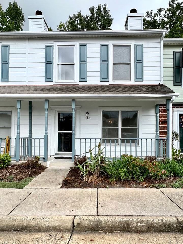 130 Arlington Sq - Photo 2 of 40