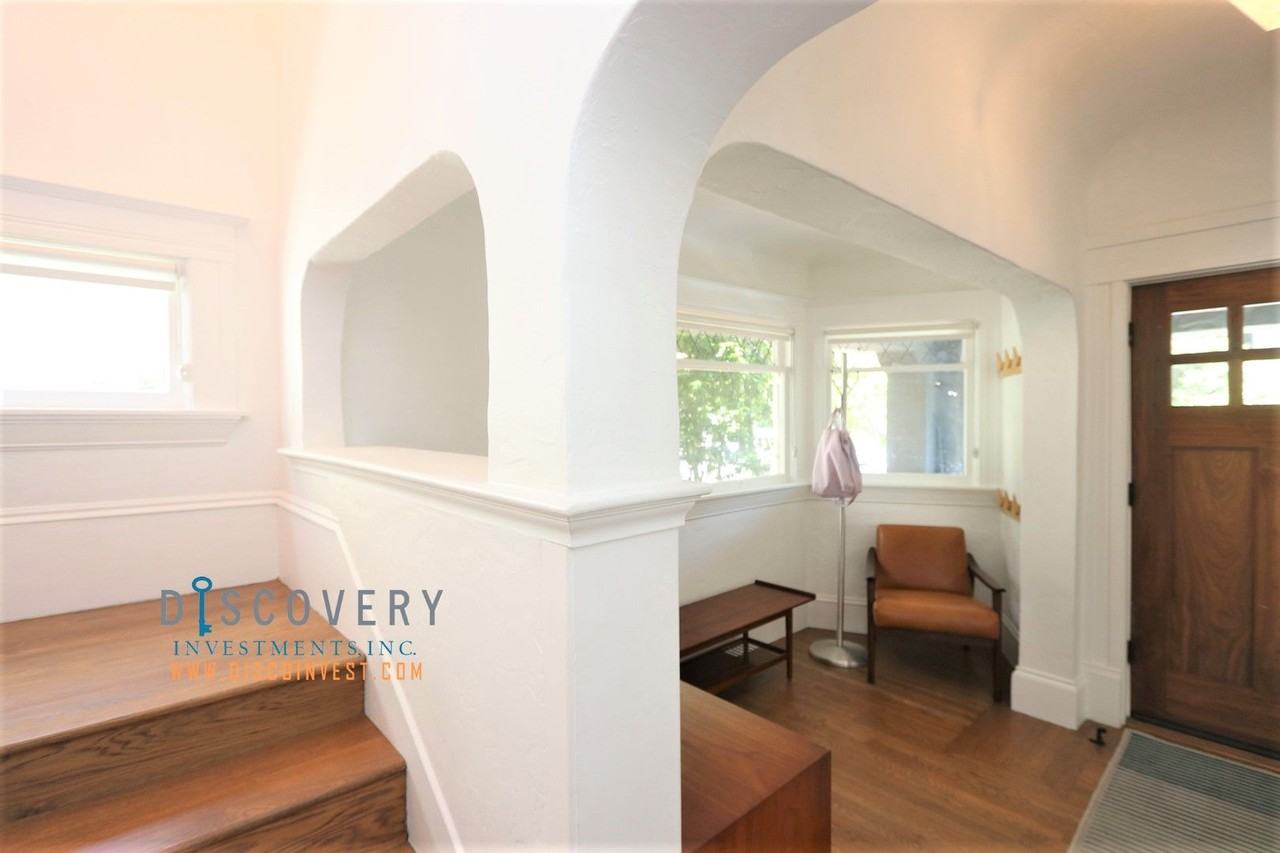 113 Sunnyside Ave - Photo 3 of 30