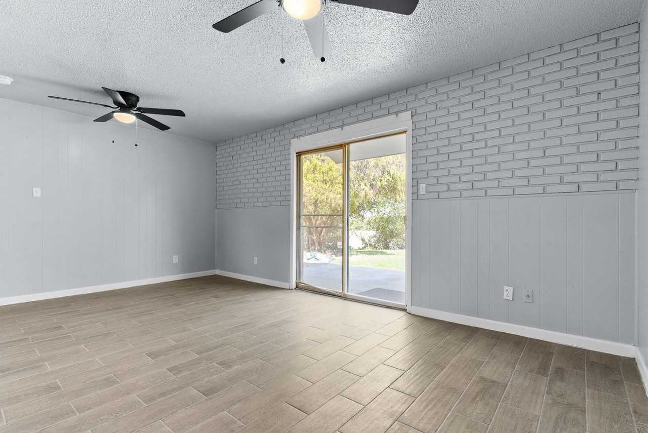 1405 Hillside St - Photo 2 of 14