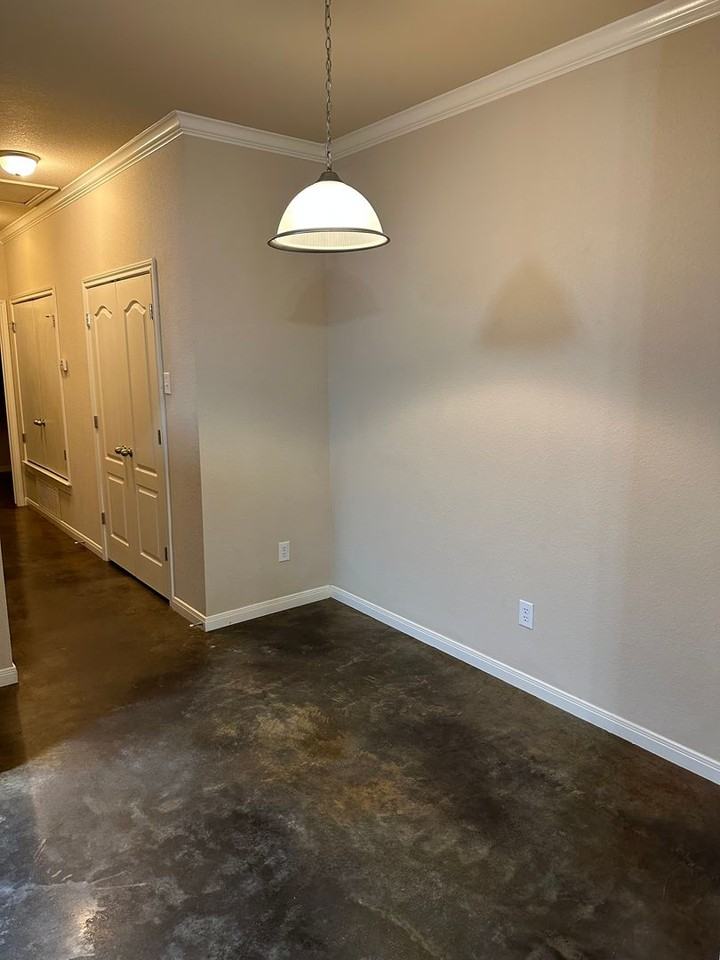 130 Bentwood - Photo 2 of 14