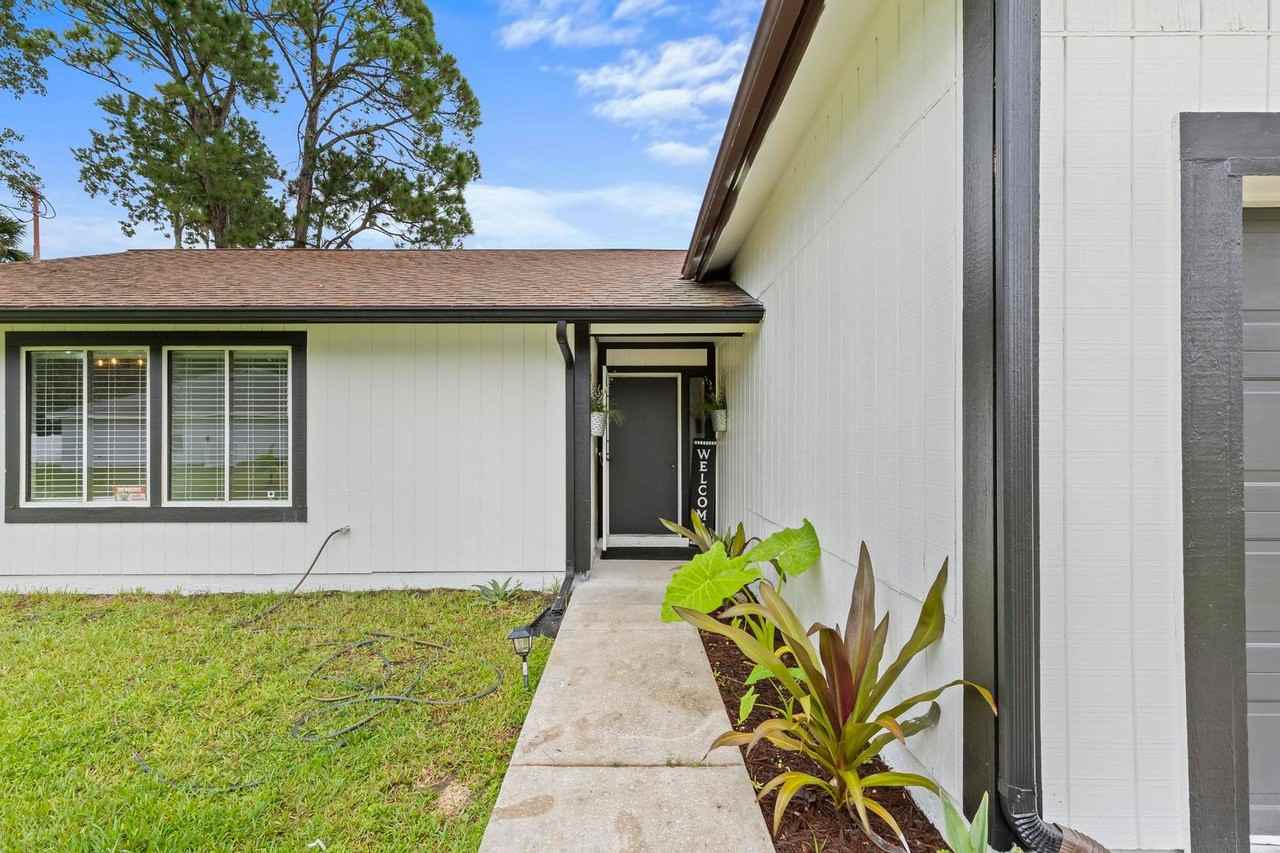 8 Webb Place - Photo 6 of 26