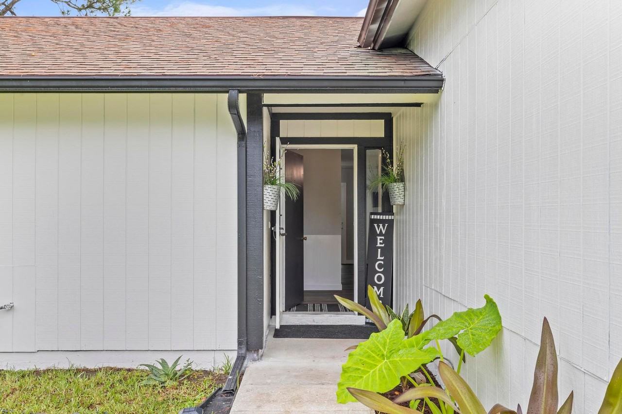 8 Webb Place - Photo 7 of 26