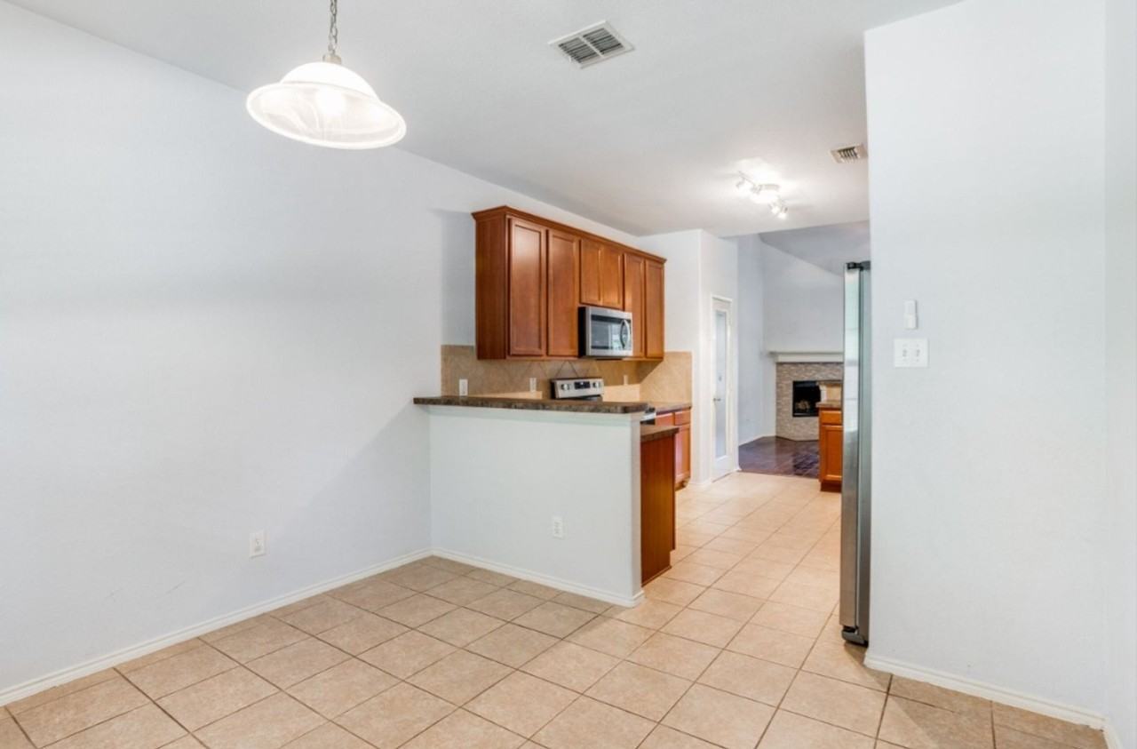 5112 Rustic Ridge Dr - Photo 3 of 13