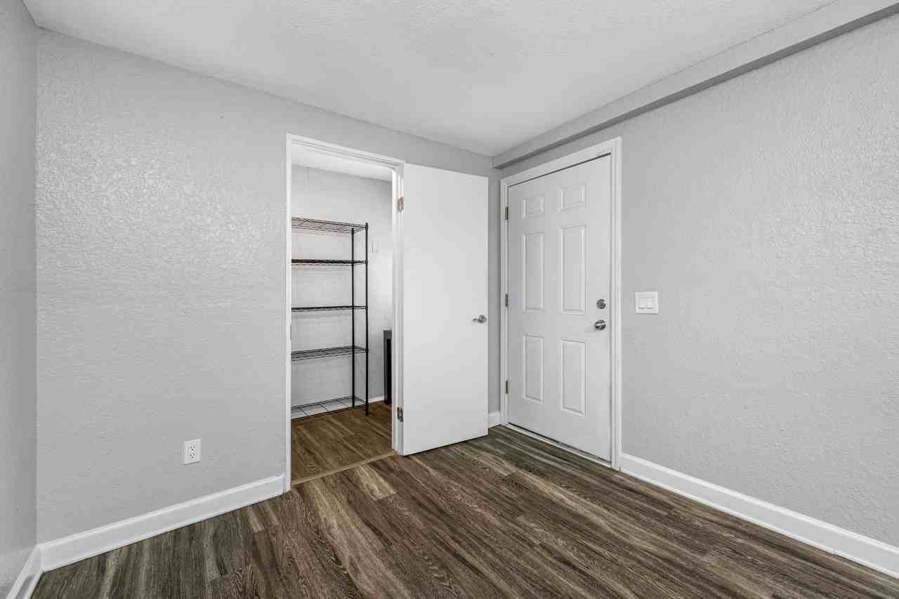 Bayshore Vilas - Photo 4 of 43